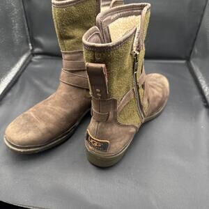UGG Snow Boots Womens Size 10 Brown Waterproof Leather Shearling Mid Calf